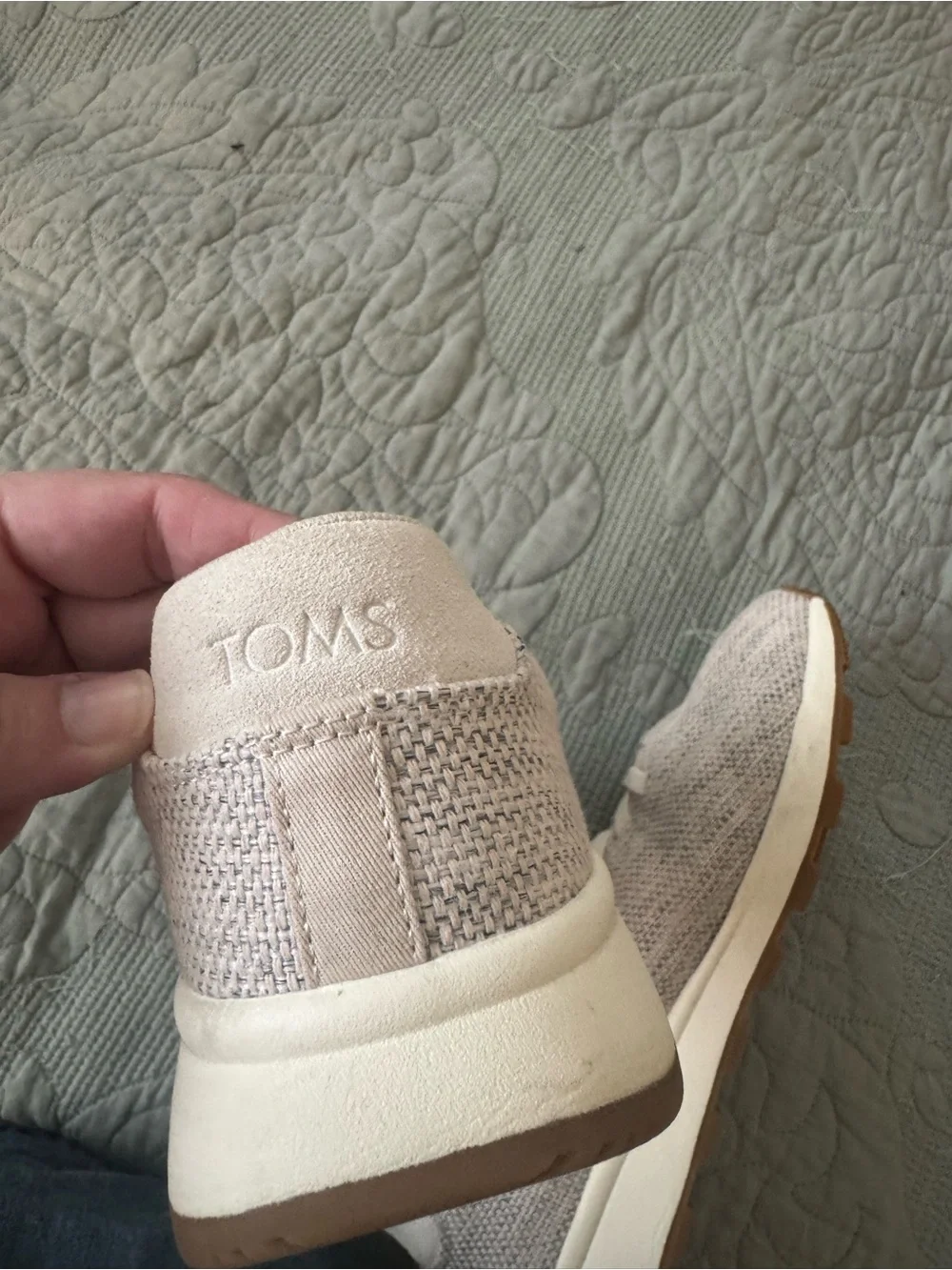 TOMS Women's Light Gray Knit Lace-Up Sneakers